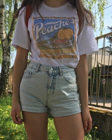 Vintage  Peaches Records Tapes T-Shirt